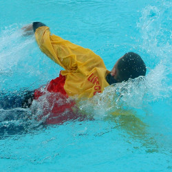 Anorak for swim training in pool